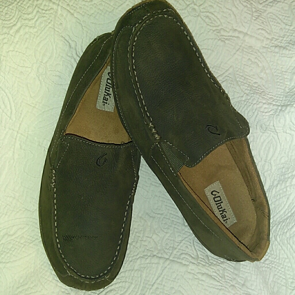 OLUKAI MENS OLIVE SUEDE DRIVING LOAFERS